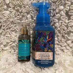 BNWT! BBW Thailand sweet kiwi& Sweet kiwi & starfruit foaming hand soap <3